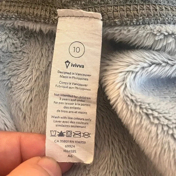 Ivivva Wrap Sweater - Picture 9 of 9